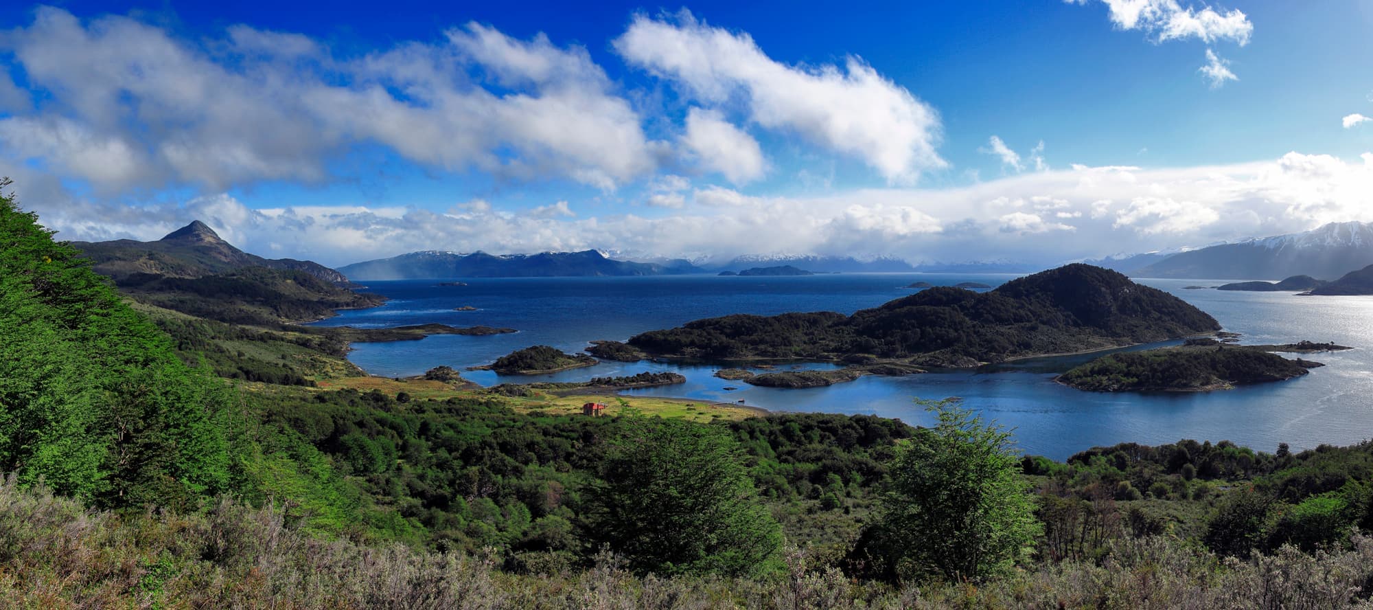 Vista de la Bahía Wulaia, en los fiordos de Tierra de Fuego