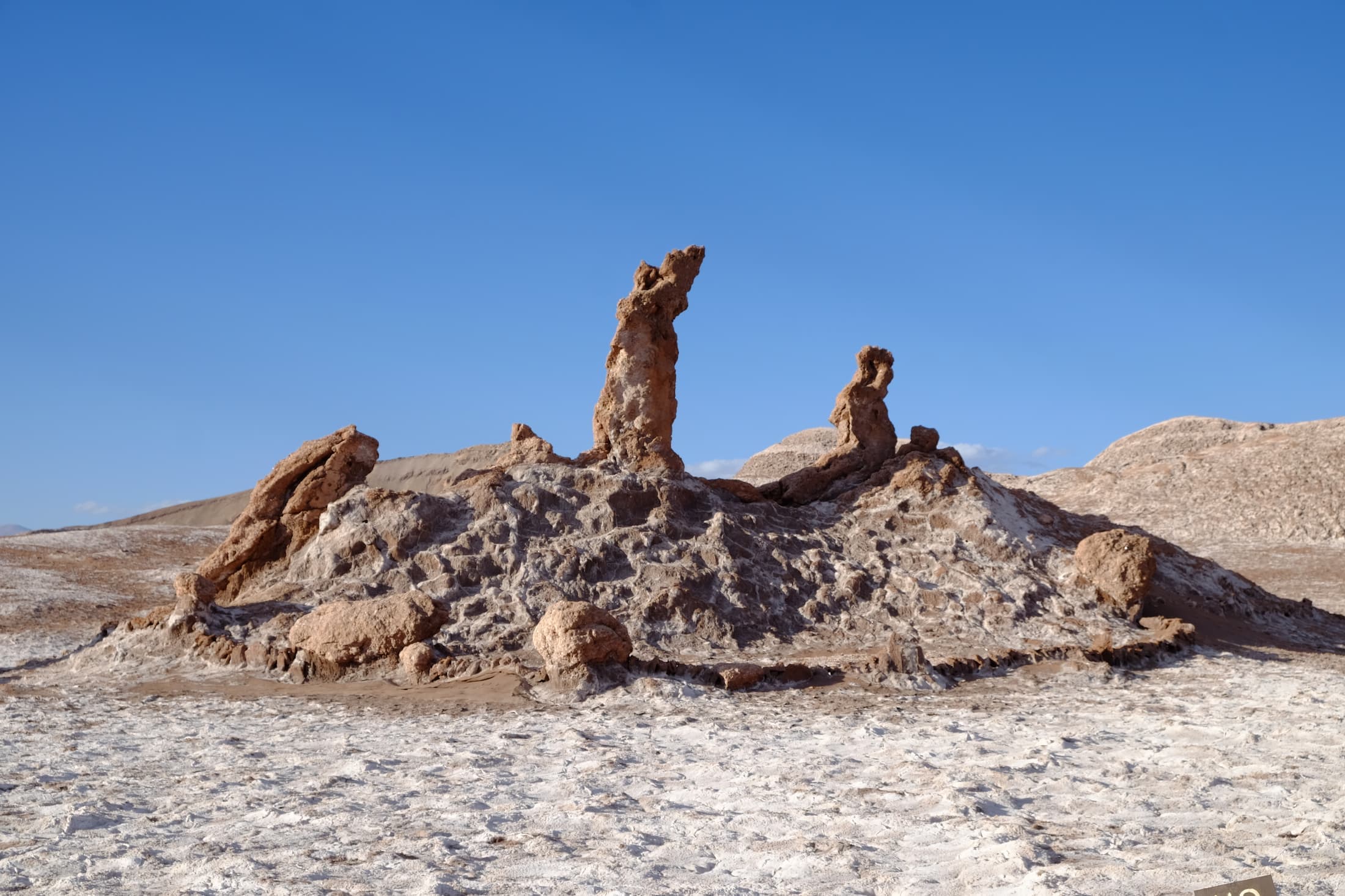 Las Tres Marías en el Valle de la Luna, desierto de Atacama, Chile