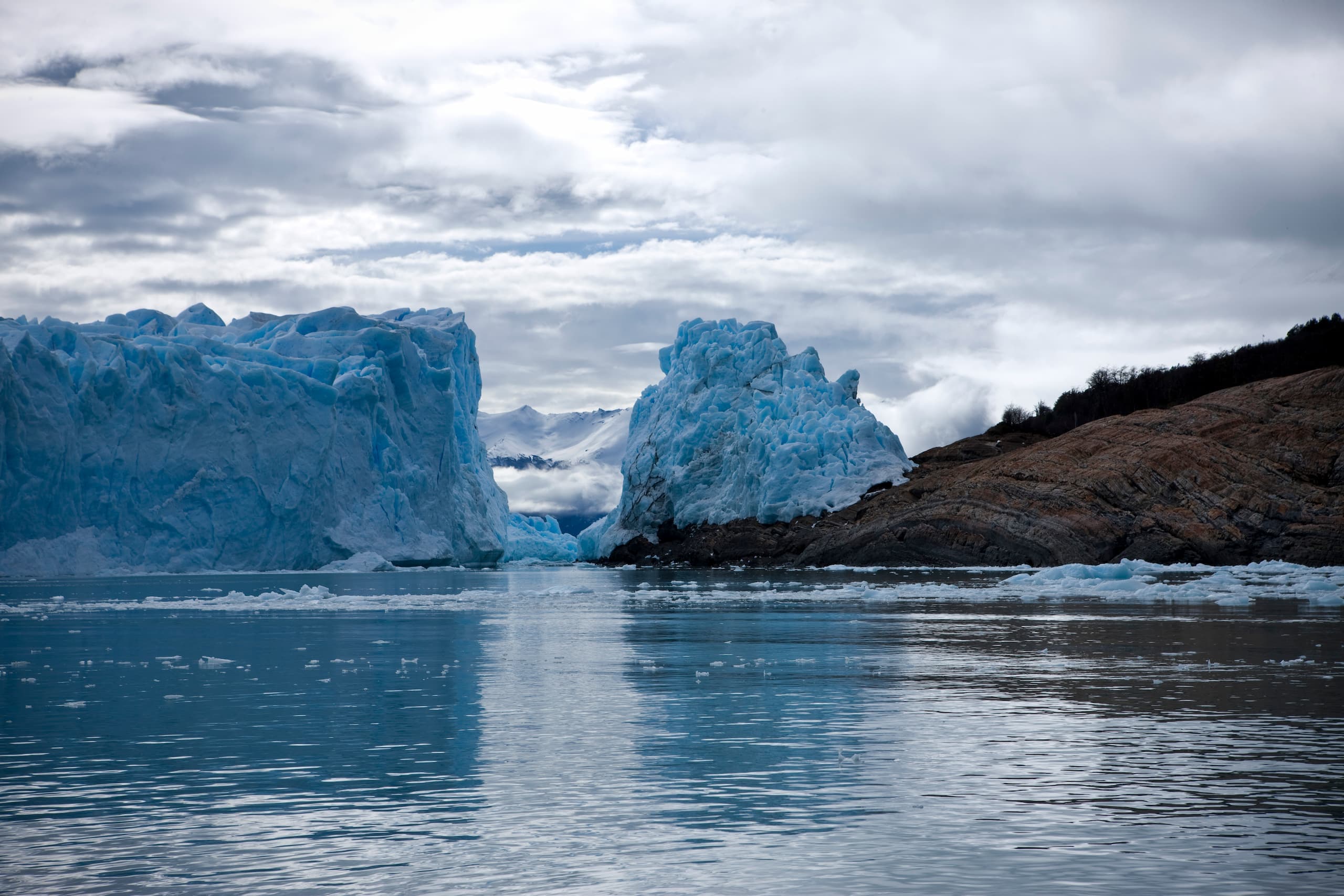 Tempanos gigantes del Glaciar Perito Moreno, Patagonia argentina